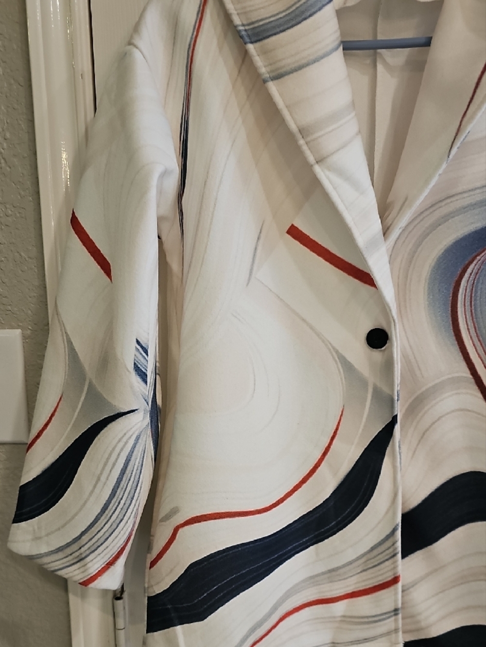 New White Swirl Abstract Print Open Blazer with Blue & Black Accents Small - Picture 10 of 11